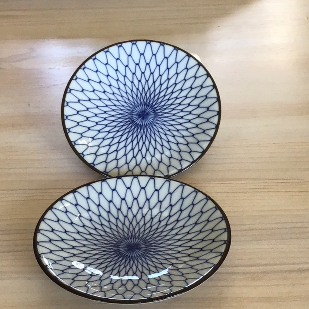 Vintage Fishnet Pattern Small Plates Trinket Dishes Porcelain Asian